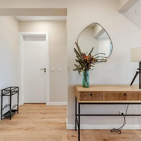 New! Alvalade Stadium Family Apartament *